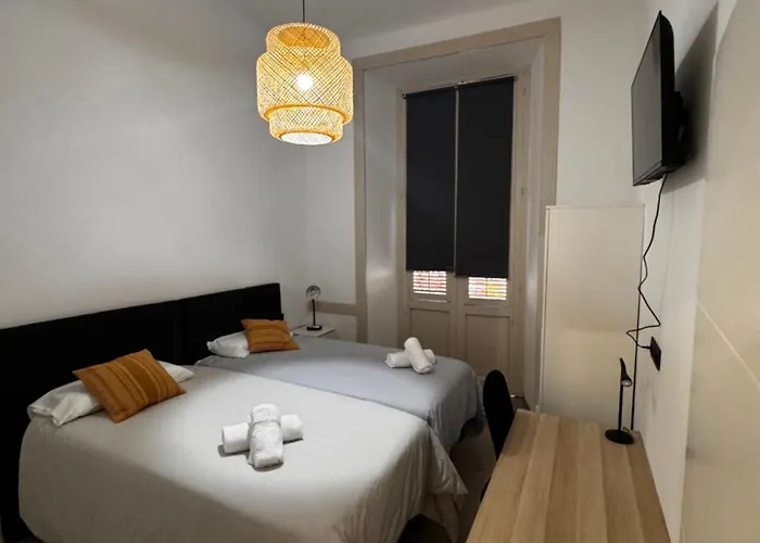 Castillo Emblematic Pensión